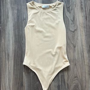 aritzia babaton bodysuit